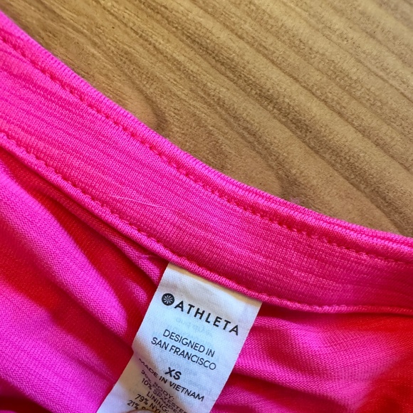 Athleta Pacifica Rashgard XS - Picture 3 of 3